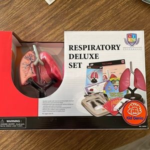 STEM University Respiratory Deluxe Set Kid Genio # 36095 Brand New